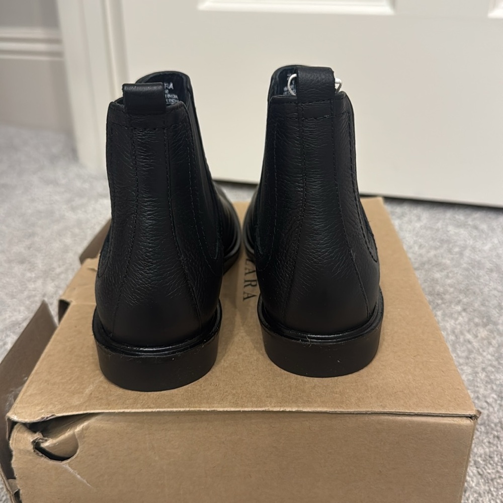 BNIB Size 2 Zara Black Genuine Leather Elastic Ankle Boots! - Picture 8 of 12